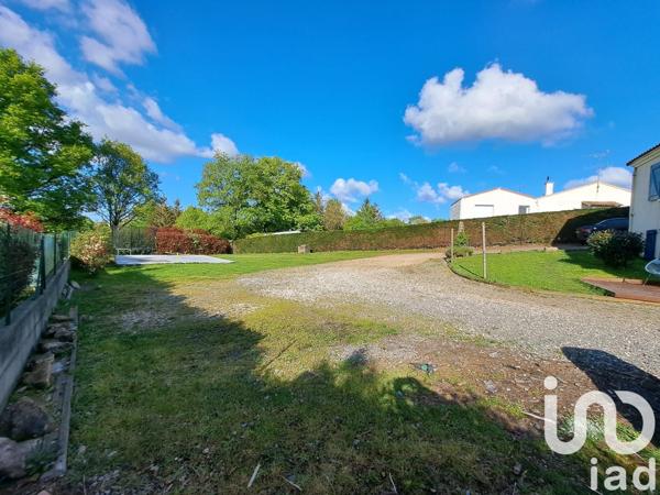 Maison à vendre 6 pièces 130 m² Le Poiré-sur-Vie