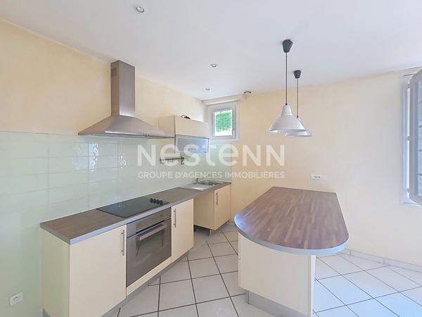 Appartement à louer T2 bis - Quartier au dessus des impôts - Une place de stationnement - une cave