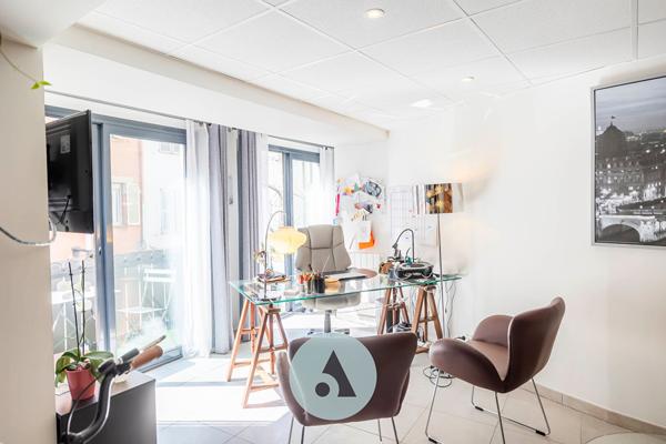 Bureaux 2 pièces 48.9 m2