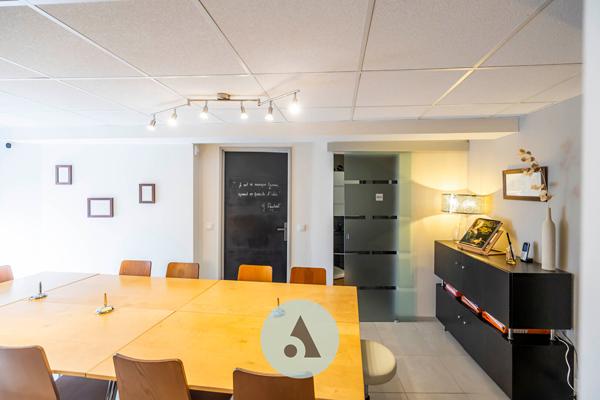 Bureaux 2 pièces 48.9 m2