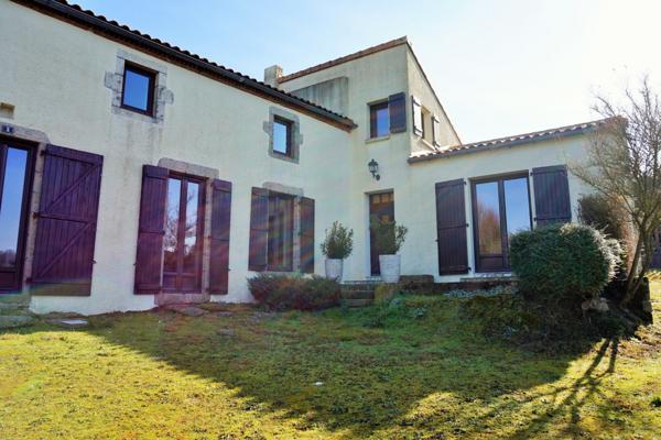 MAISON ANCIENNE 186 M2