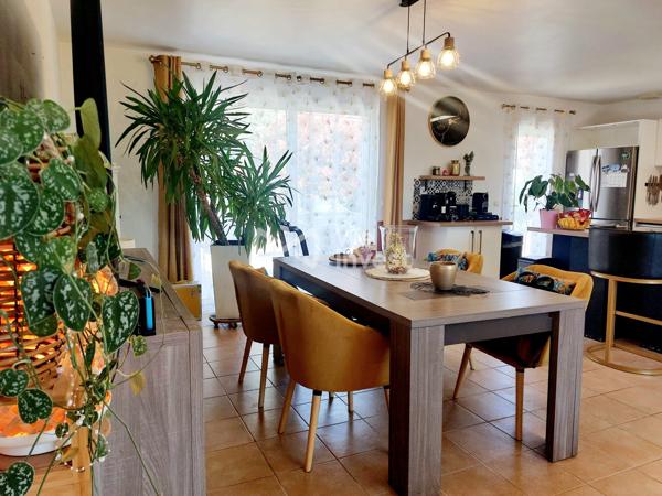 Charmante maison de plain pied au calme