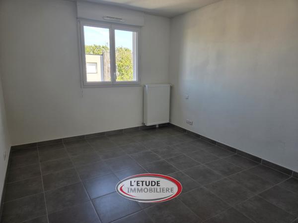 St Herblain Bourg : T2 de 40 m² de 2013, balcon et parking privatif !