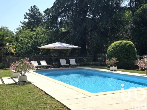 Maison à vendre 10 pièces 270 m² Saint-Laurent-de-Cognac