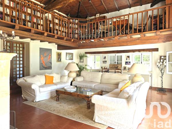 Maison à vendre 10 pièces 270 m² Saint-Laurent-de-Cognac