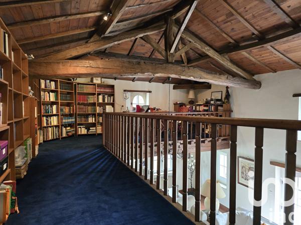Maison à vendre 10 pièces 270 m² Saint-Laurent-de-Cognac