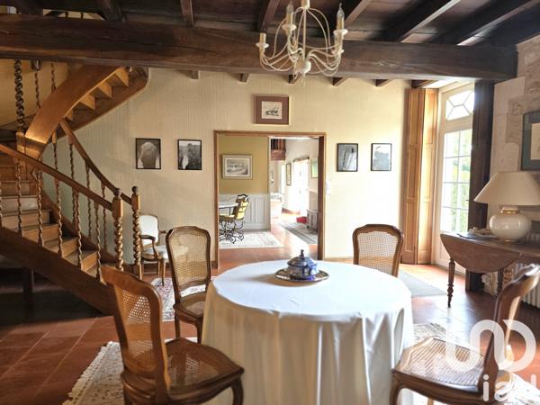 Maison à vendre 10 pièces 270 m² Saint-Laurent-de-Cognac