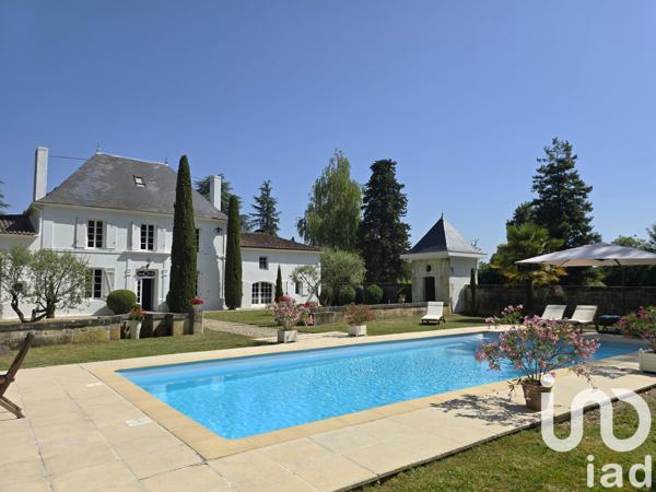 Maison à vendre 10 pièces 270 m² Saint-Laurent-de-Cognac