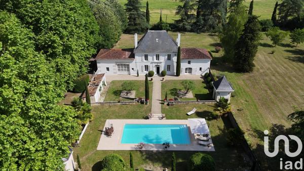 Maison à vendre 10 pièces 270 m² Saint-Laurent-de-Cognac