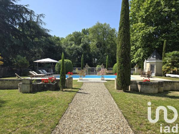 Maison à vendre 10 pièces 270 m² Saint-Laurent-de-Cognac