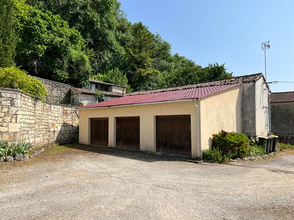 Immeuble 10 pièces 215 m2