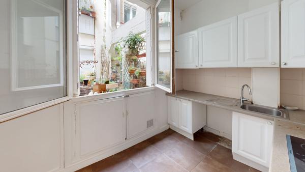 Appartement organisé autour d'une TERRASSE !