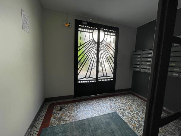 Appartement organisé autour d'une TERRASSE !