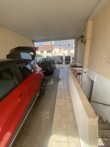 Maison Drancy 7 pièce(s) 168.4 m2 355m2 de terrain 5 stationnements
