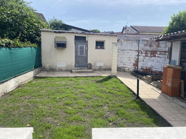 Maison Drancy 7 pièce(s) 168.4 m2 355m2 de terrain 5 stationnements