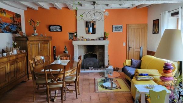 Magnifique propriété comprenant une longère et une vaste grange indépendante