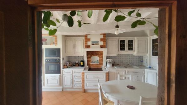 Magnifique propriété comprenant une longère et une vaste grange indépendante