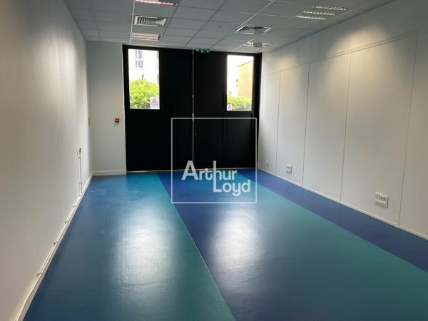 Bureaux à louer - LIEUSAINT au pied de la gare