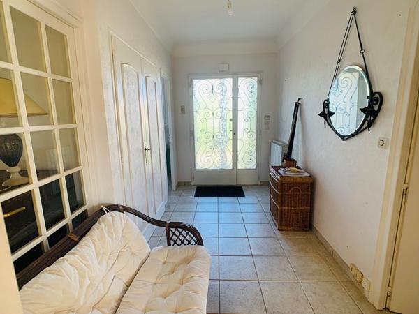 A SCIECQ. Maison de 4 pièces 120 m2., Sciecq 79000