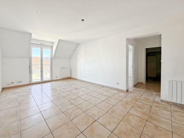 Appartement duplex 78m² Coeur de ville Aubergenville