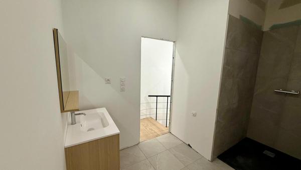 Maison neuve à l'entrée de Nancy