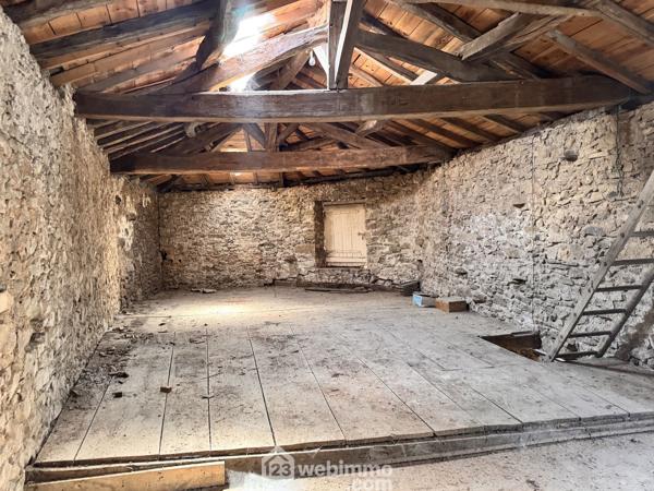Garage 50 m² à Sèvremont 85700