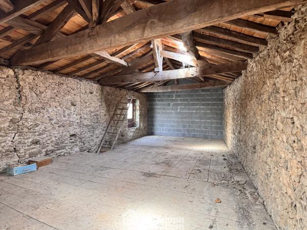 Garage 50 m² à Sèvremont 85700