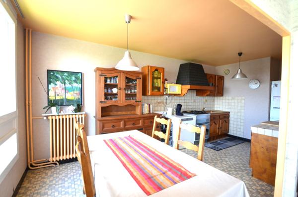 Spacieux T4 de 85m² lumineux et sans vis a vis