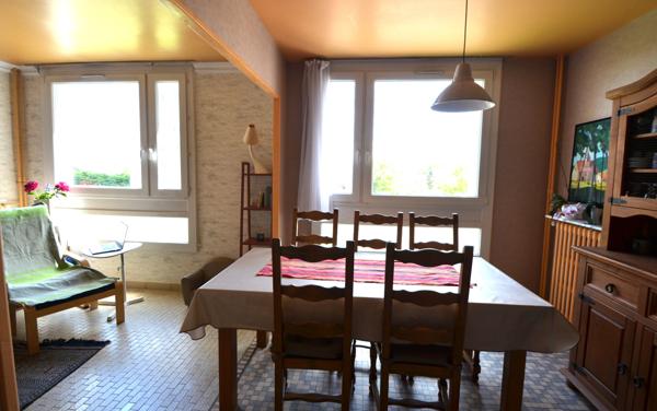 Spacieux T4 de 85m² lumineux et sans vis a vis