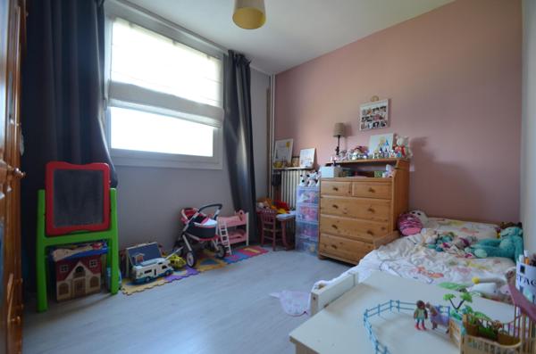 Spacieux T4 de 85m² lumineux et sans vis a vis