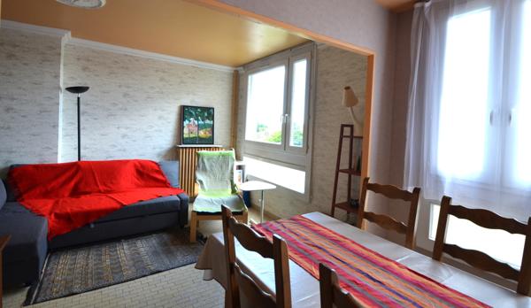 Spacieux T4 de 85m² lumineux et sans vis a vis