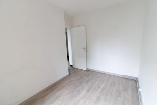 a Douai Gare (59), Appartement 2 pièces, 42 m², 1 chambre