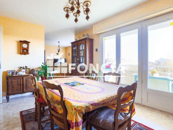 À vendre Appartement 4 pièces 90 m² - Rochefort 17300