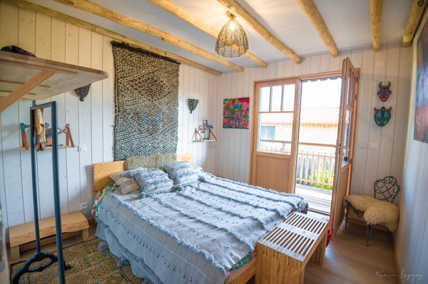 Maison d'artiste chic et boheme à Gujan-Mestras Port de Larros ! Parcelle de 2179 m2, Maison 4P de 127 m2, atelier de 40 m2 !