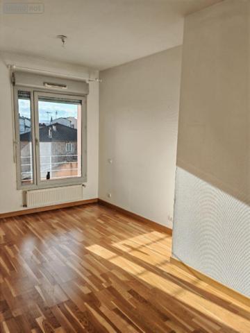 Appartement à louer à Mâcon en Saône-et-Loire (71000), ref : LC 503