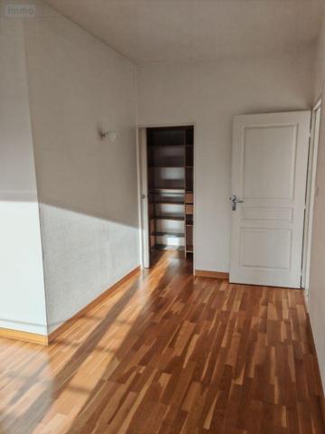 Appartement à louer à Mâcon en Saône-et-Loire (71000), ref : LC 503