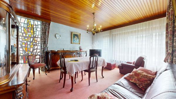 Maison individuelle - Saint Avold - centre ville - 140 m² - 4 chambres - Terrain 18 ares - Garage