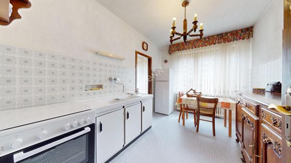 Maison individuelle - Saint Avold - centre ville - 140 m² - 4 chambres - Terrain 18 ares - Garage