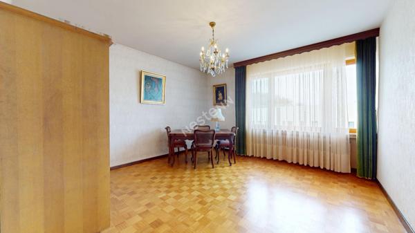 Maison individuelle - Saint Avold - centre ville - 140 m² - 4 chambres - Terrain 18 ares - Garage