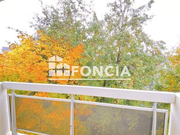 Location Appartement 3 pièces 63.84 m² - 1-3-5-7 RUE RENE QUILLIVIC Quimper 29000