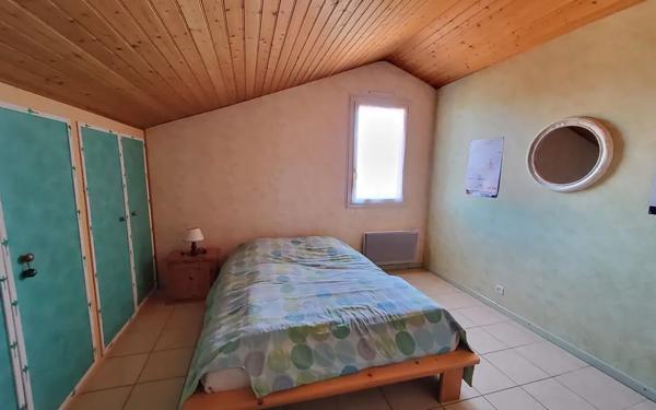 MAISON A ETAGE - 3 CHAMBRES