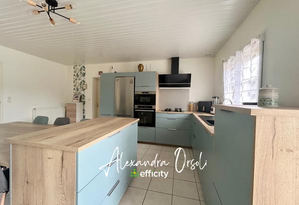 Maison
         9 pièces
        - 205 m² Exclusivité 349 900 € *