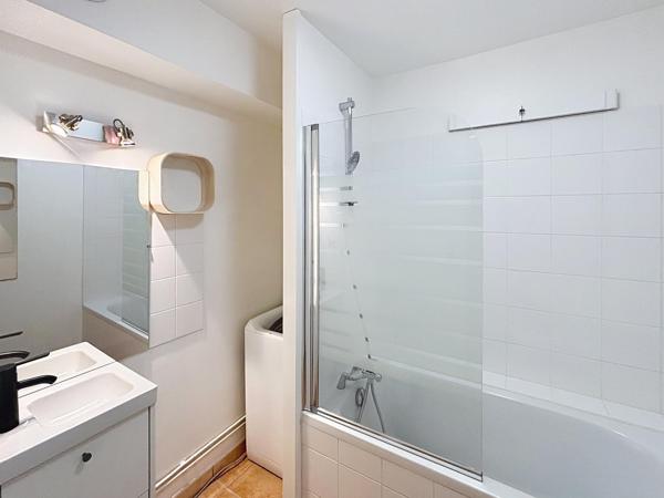 Beau T3 de 66 m² + garage fermé