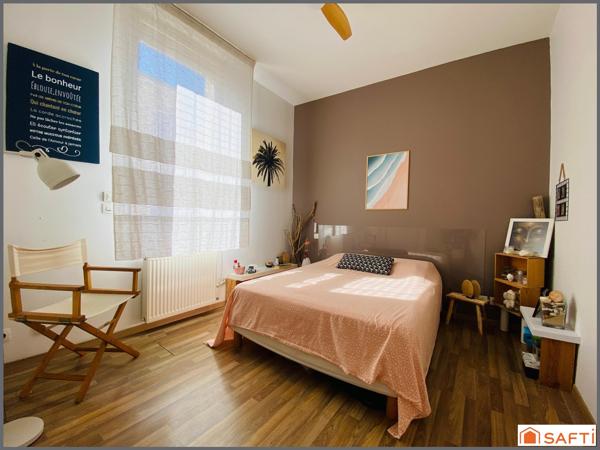 CHARMANTE ECHOPPE LUMINEUSE EN PARFAIT ETAT / 66m2 / DEUX CHAMBRES / GRANDE TERRASSE / CAVE / CLIM !
