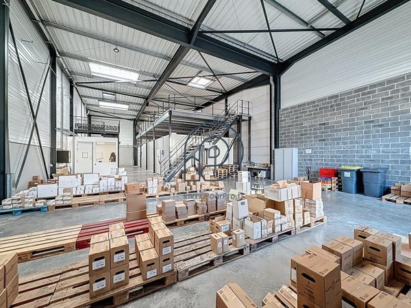 Local aménagé avec chambres froides Lille 514 m2
