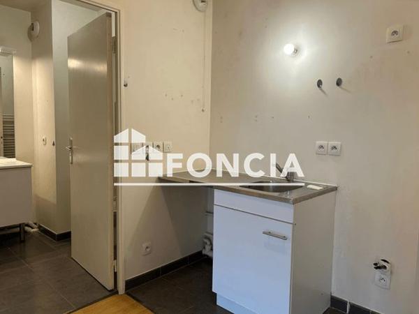 Location Appartement 2 pièces 32.78 m² - 203 BOULEVARD DAVOUT Paris 75020