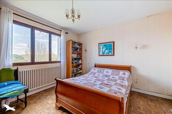 Maison à vendre |  Salleboeuf |  6 pièces | 129 m²