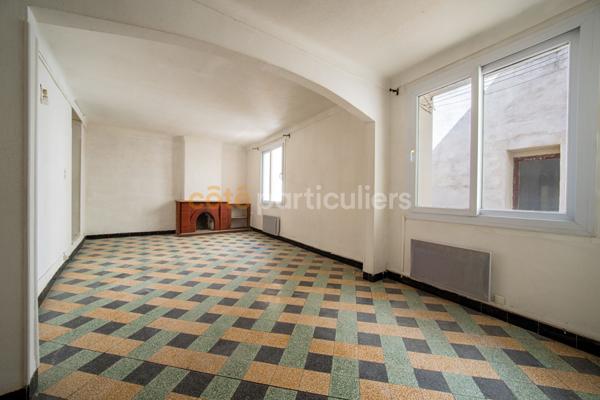 Vente
                Appartement74,15 m² - 3 Pièces -
                    NARBONNE (11100)