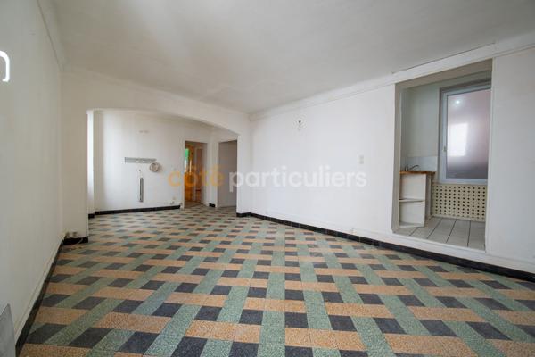 Vente
                Appartement74,15 m² - 3 Pièces -
                    NARBONNE (11100)
