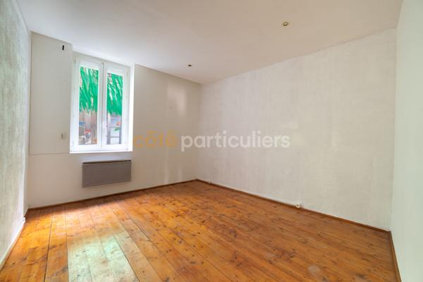 Vente
                Appartement74,15 m² - 3 Pièces -
                    NARBONNE (11100)